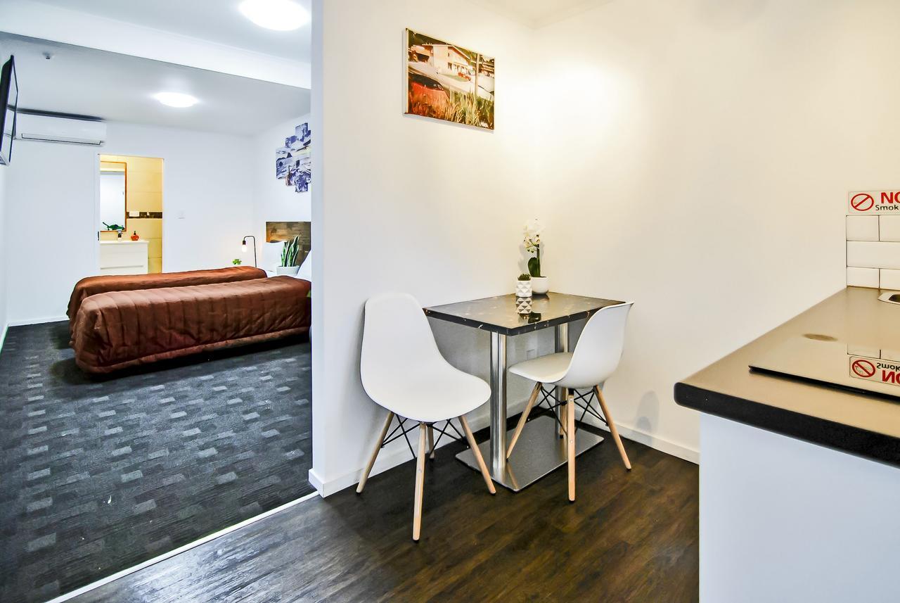 Newlands Court Motel Wellington Eksteriør billede
